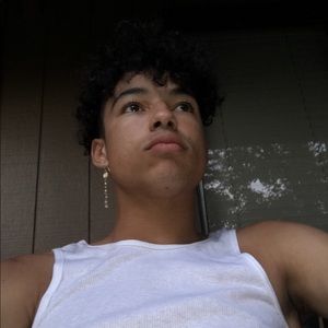 Meet your Posher, Devon